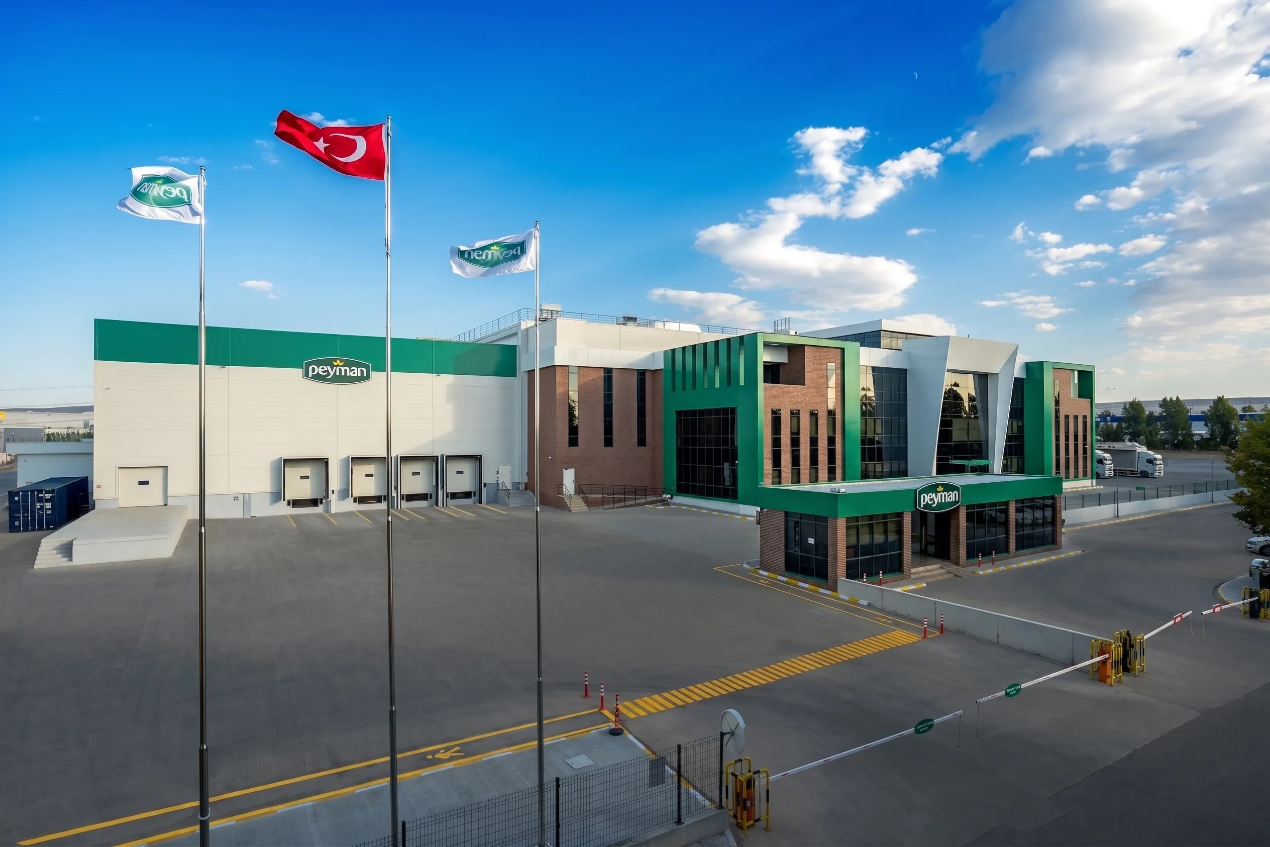 Peyman Tesisleri: Modern Endüstriyel Üretim Merkezi