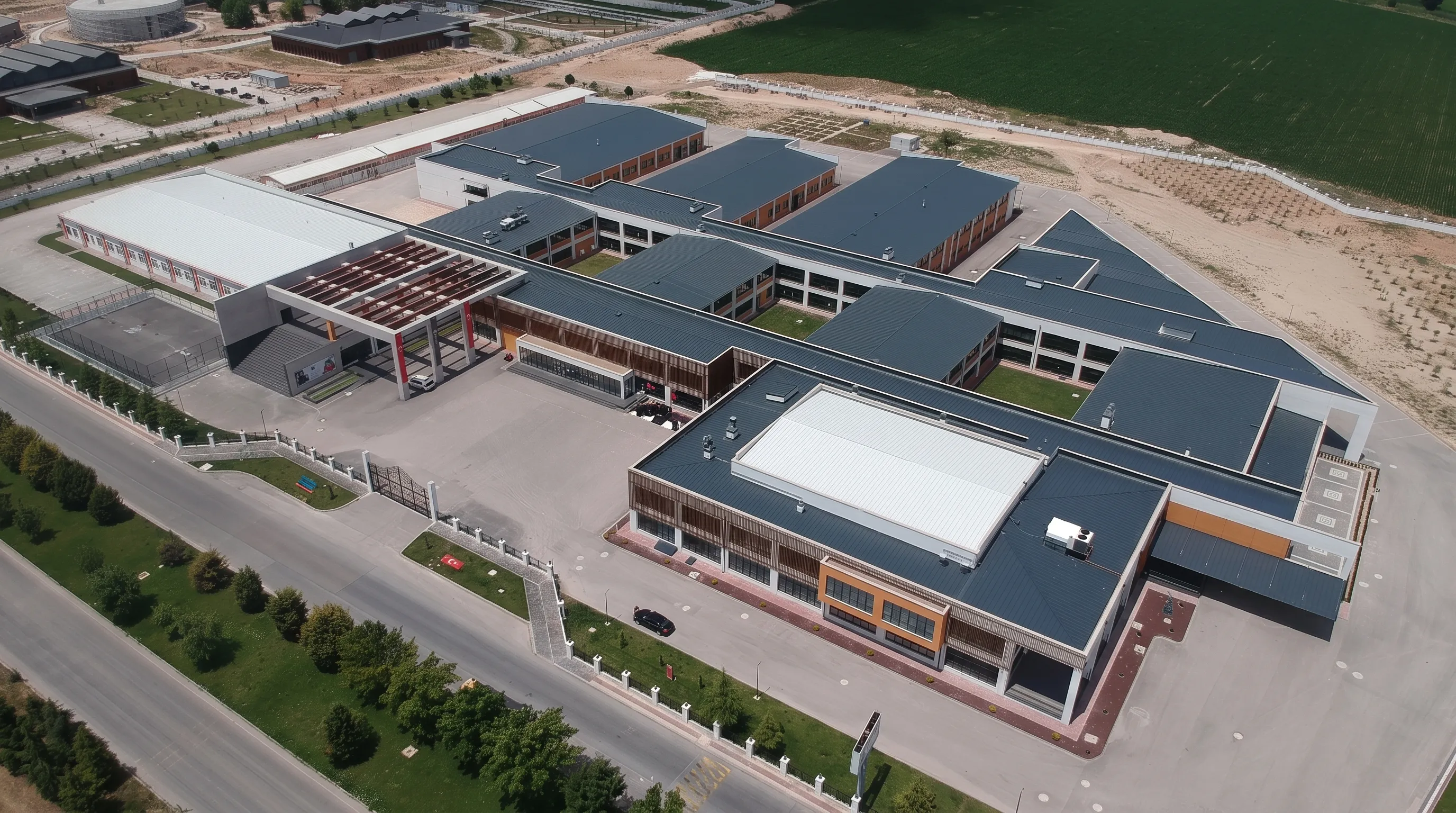EOSB Meslek Lisesi: Eğitim Yapısı